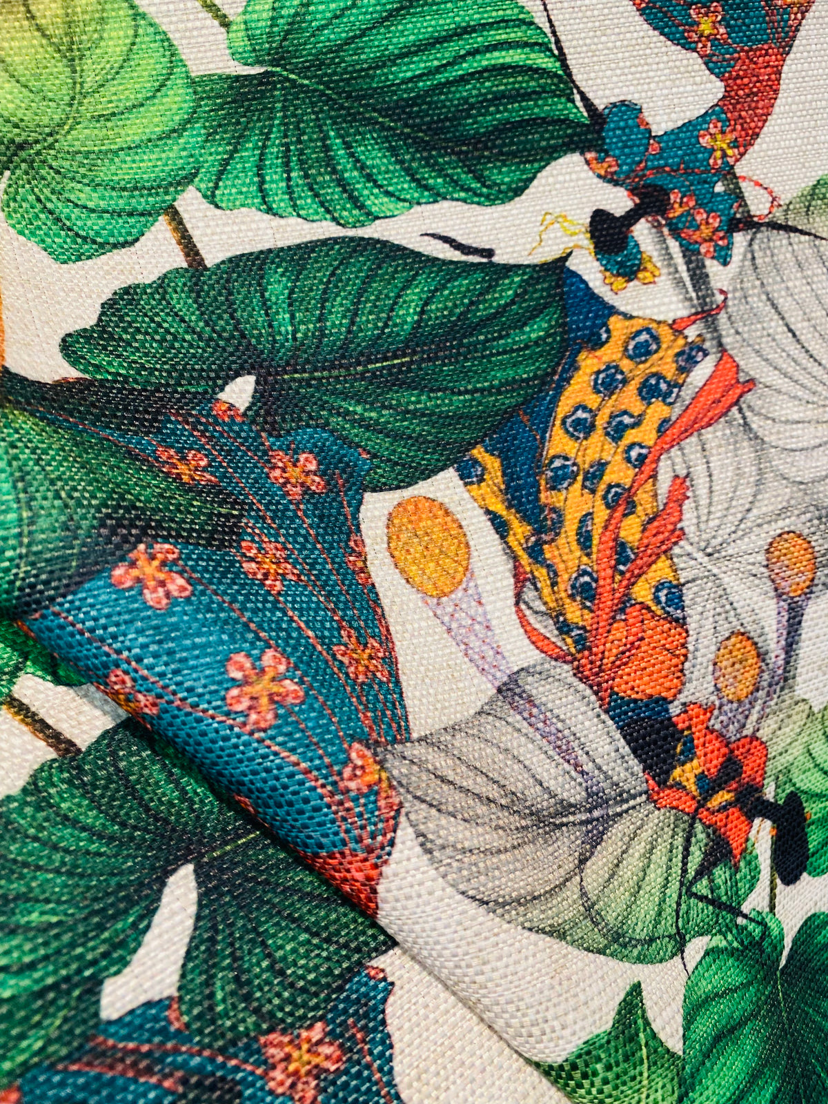 NEW Duchess Dorthy Novelty 100% Linen Floral Decorating Fabric - Fancy Styles Fabric Pierre Frey Lee Jofa Brunschwig & Fils