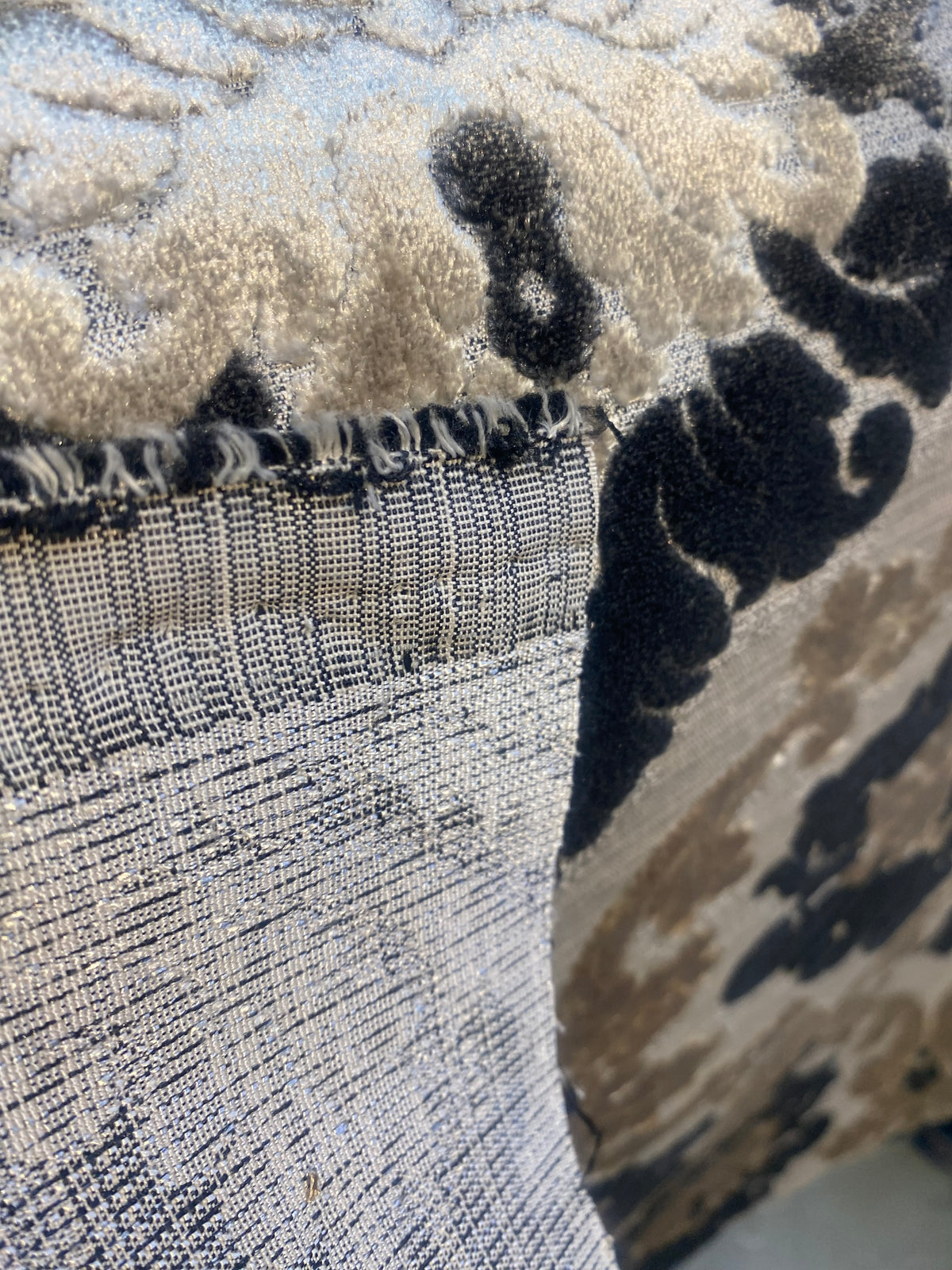 King Dalton Designer Medallion Damask Velvet Fabric Upholstery-Black Grey - Fancy Styles Fabric Pierre Frey Lee Jofa Brunschwig & Fils