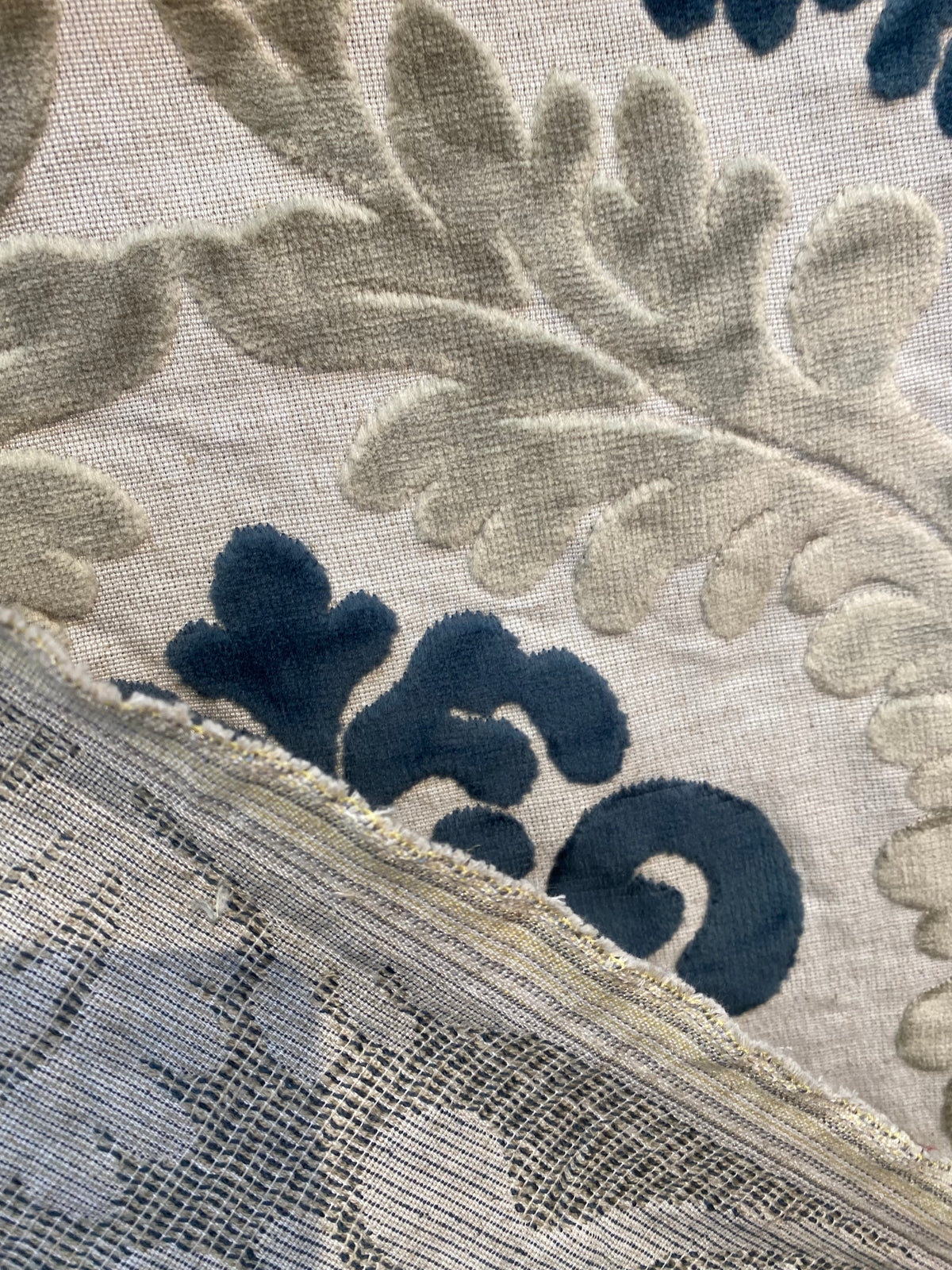 NEW! Emperor Julius Designer Italian Burnout Medallion Chenille Velvet Silver-Blue Light Grey Fabric Upholstery - Fancy Styles Fabric Pierre Frey Lee Jofa Brunschwig & Fils