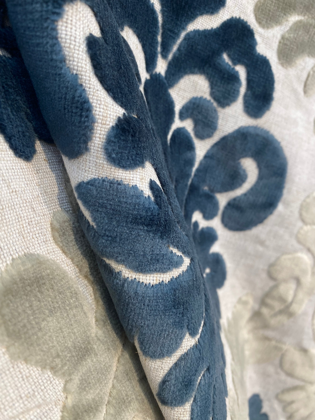 NEW! Emperor Julius Designer Italian Burnout Medallion Chenille Velvet Silver-Blue Light Grey Fabric Upholstery - Fancy Styles Fabric Pierre Frey Lee Jofa Brunschwig & Fils