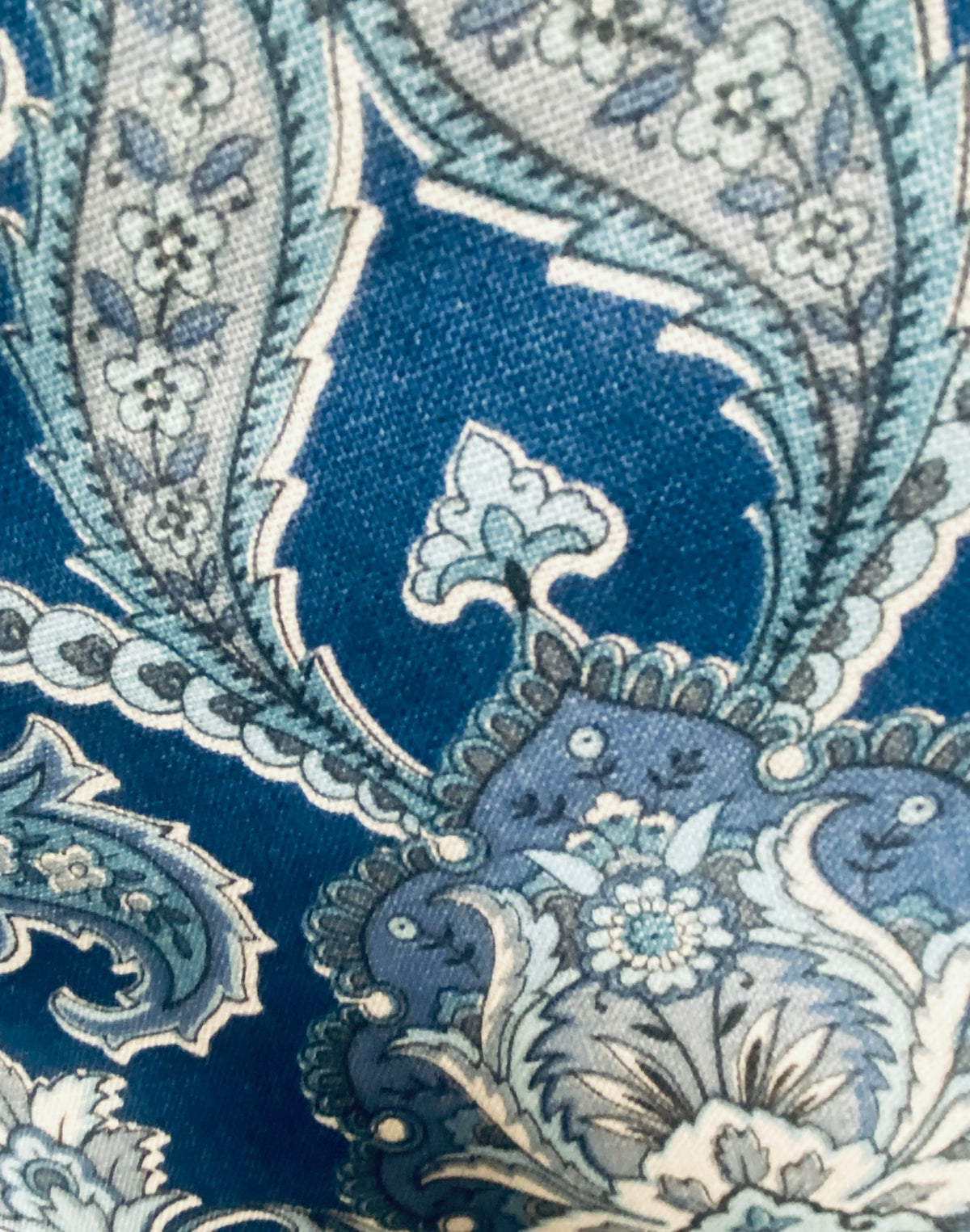 NEW! Queen Crossat Novelty 100% Linen Fabric Floral - Blue - Fancy Styles Fabric Pierre Frey Lee Jofa Brunschwig & Fils