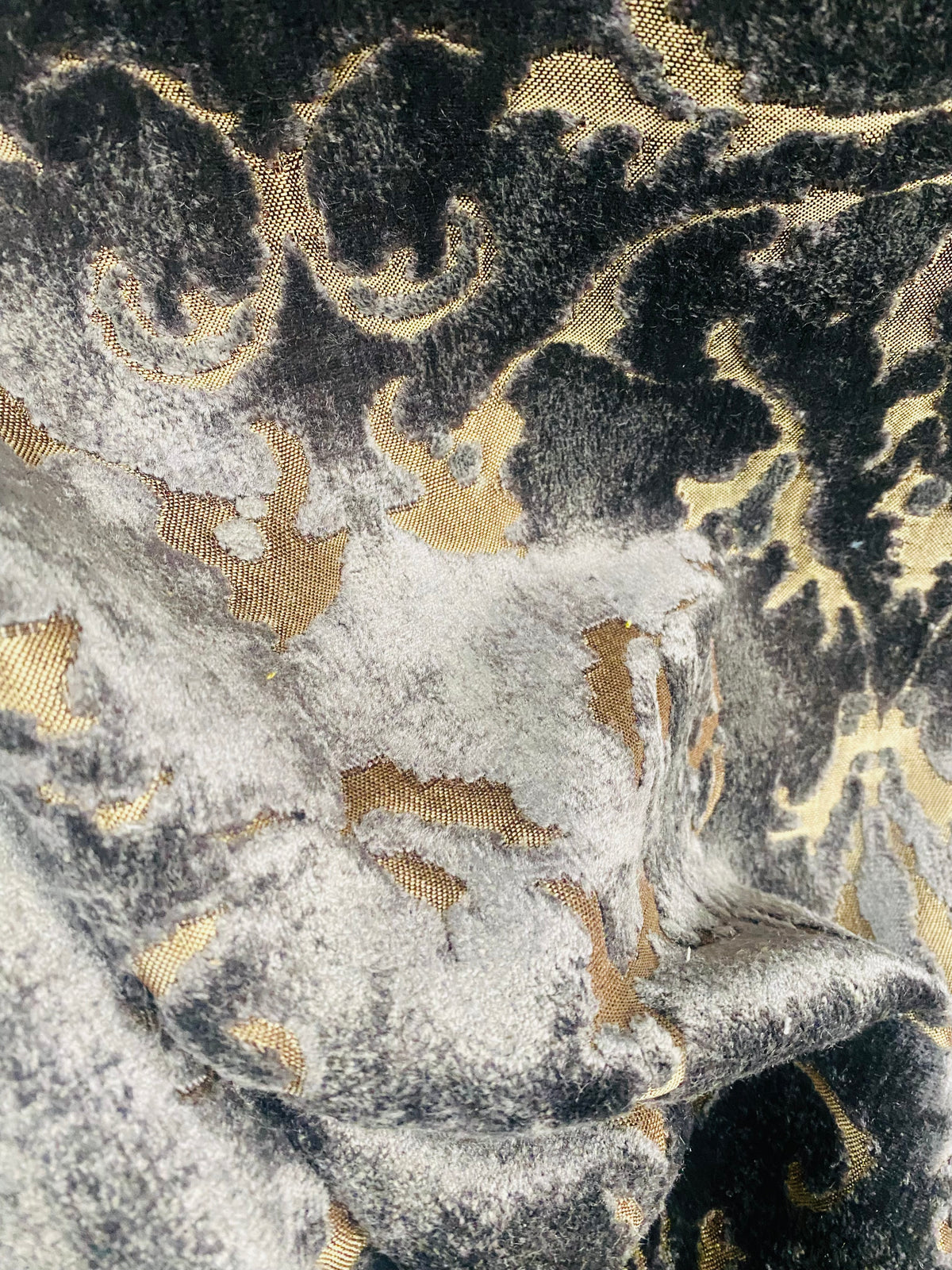 NEW! Duke Santori Designer Venetian Italian Burnout Medallion Chenille Velvet Silver-Charcoal Grey Bronze Fabric Upholstery - Fancy Styles Fabric Pierre Frey Lee Jofa Brunschwig & Fils