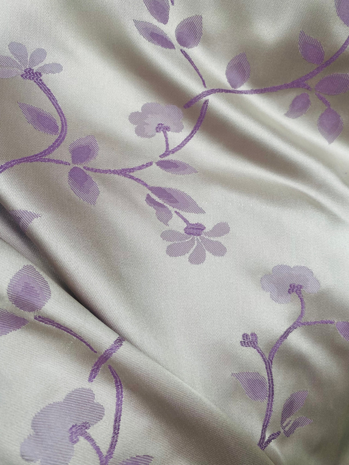 NEW Queen Suzette Novelty Floral Jacquard 100% Silk Fabric in Cream and Lavender - Fancy Styles Fabric Pierre Frey Lee Jofa Brunschwig & Fils