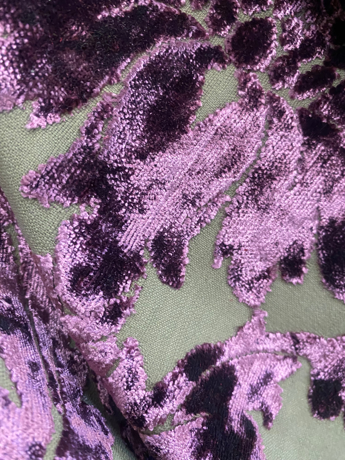 NEW! Prince Jasper - Designer Italian Venetian Burnout Damask Cut Velvet Purple Fabric Upholstery - Fancy Styles Fabric Pierre Frey Lee Jofa Brunschwig & Fils