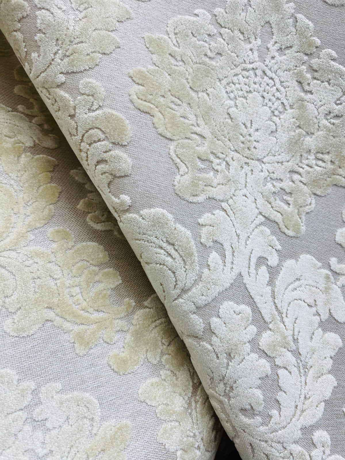 NEW! Duke Gabriel Designer Medallion Burnout Chenille Velvet Fabric - Pearl Cream - Fancy Styles Fabric Pierre Frey Lee Jofa Brunschwig & Fils
