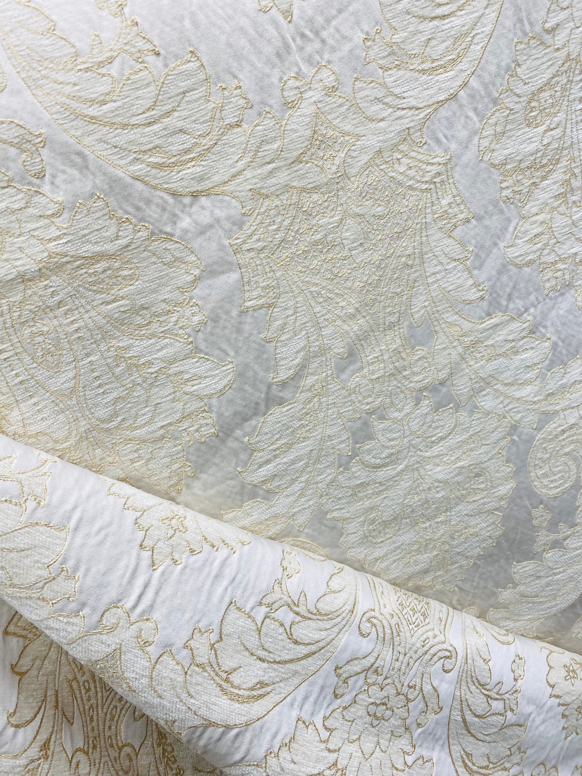 NEW Lady Daniella Designer Medallion Burnout Chenille Velvet Fabric - Brocade- White Cream Gold - Fancy Styles Fabric Pierre Frey Lee Jofa Brunschwig & Fils