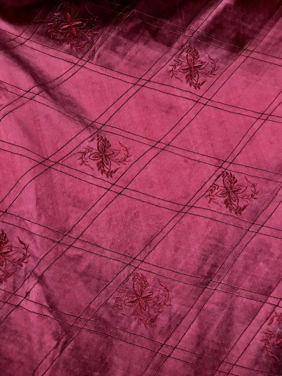 SWATCH 100% Silk Washed Dupioni Embroidered Floral Quilted Motif Fabric - Red - Fancy Styles Fabric Pierre Frey Lee Jofa Brunschwig & Fils