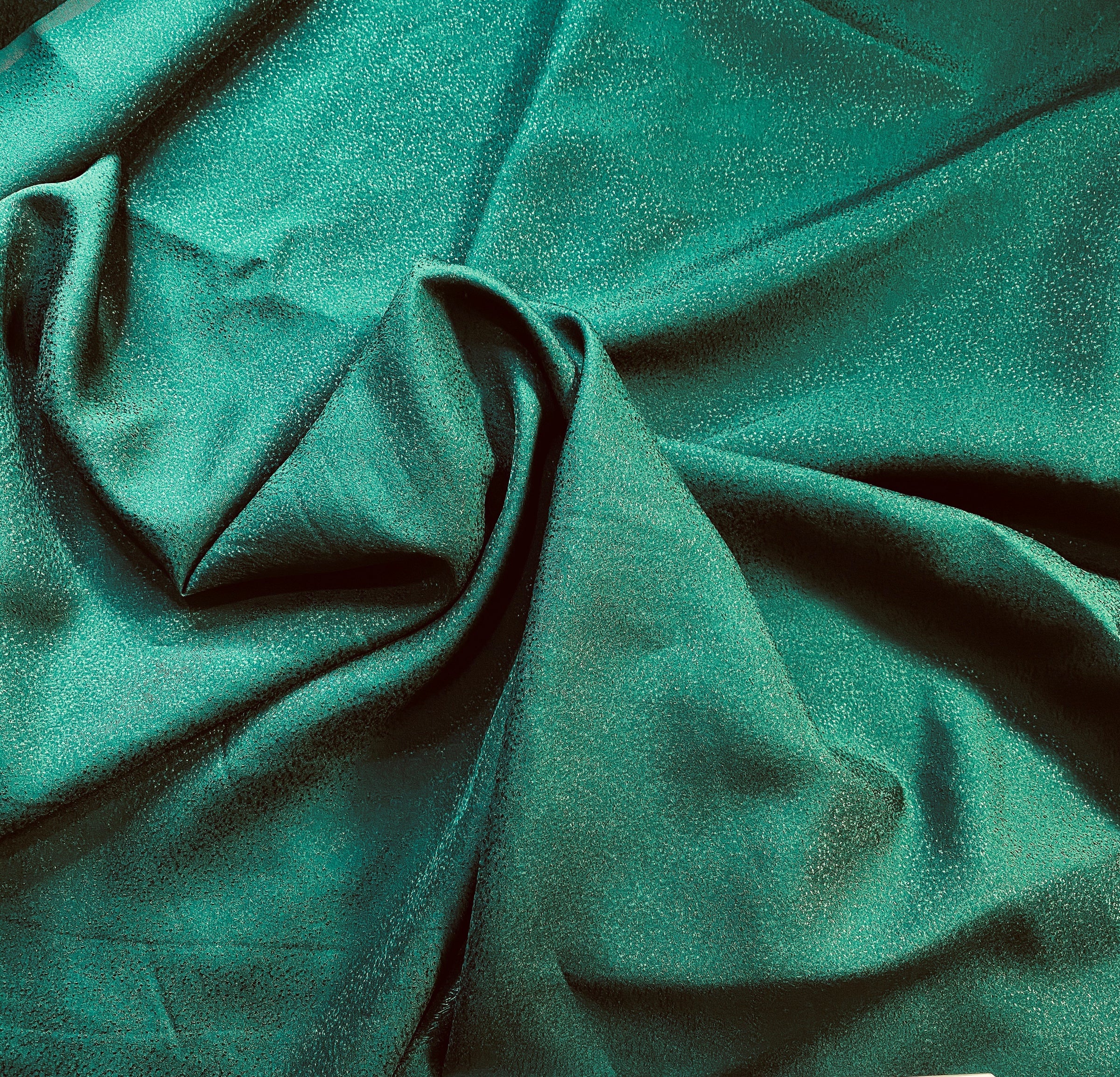 Beryl Green Charmeuse Fabric 100% Pure Silk for Fashion 
