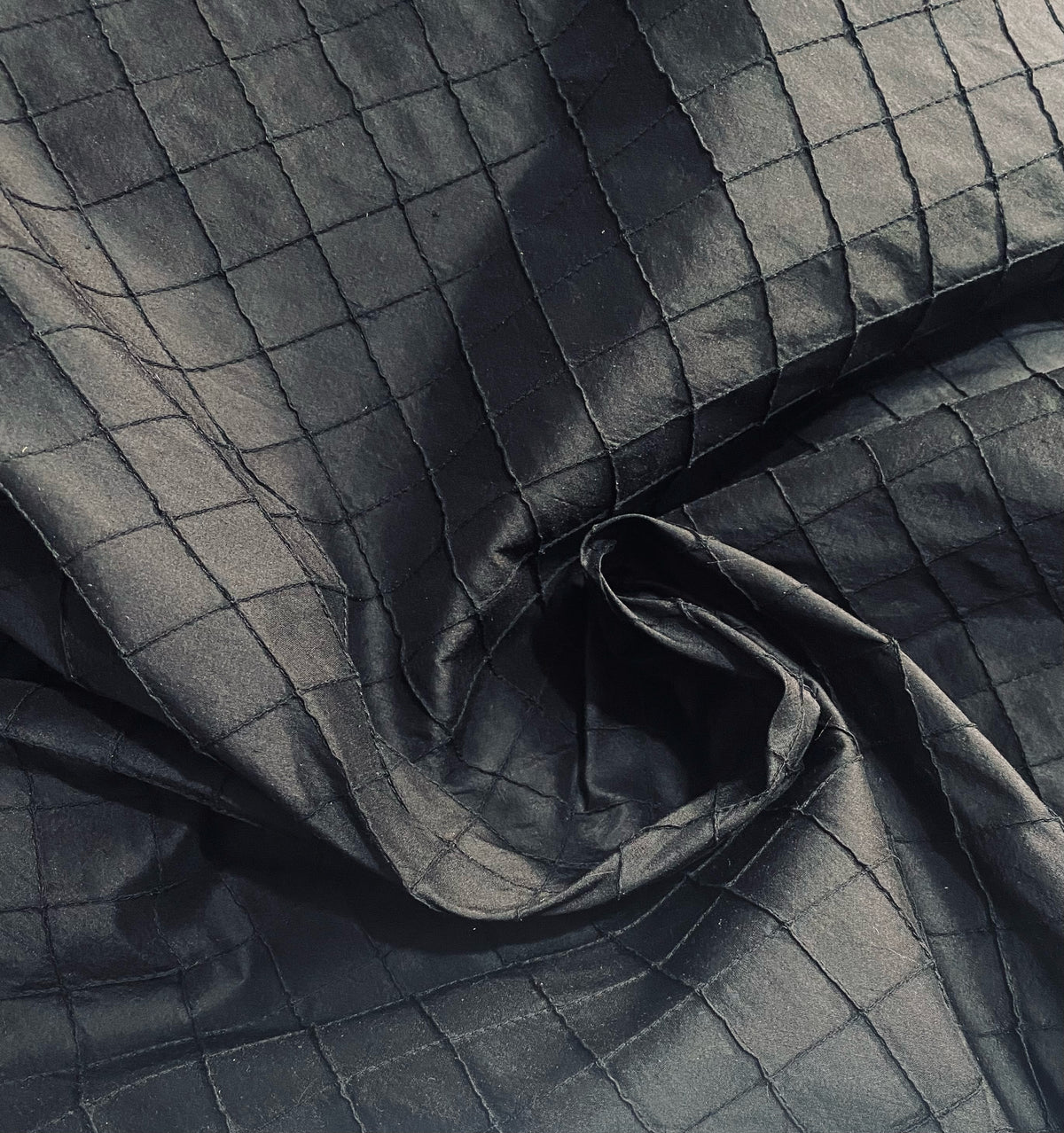 NEW Lady Morgan 100% Silk Dupioni Pintuck Diamond Black Fabric- SB_5_31 - Fancy Styles Fabric Pierre Frey Lee Jofa Brunschwig & Fils