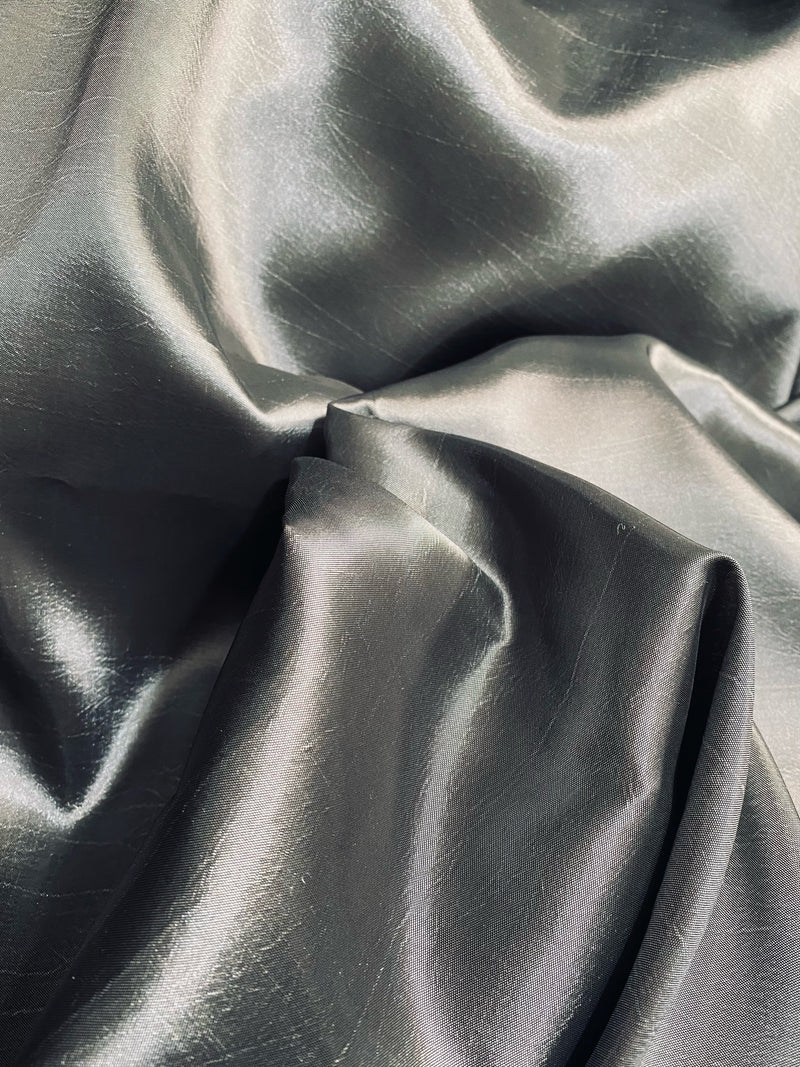 NEW Queen Unn Designer “Faux Silk” Fabric in Liquid Silver