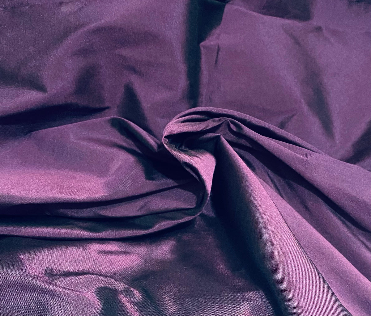 NEW Lady Frank Light Designer “Faux Silk” Taffeta Fabric Made in Italy Purple with Black Iridescence - Fancy Styles Fabric Pierre Frey Lee Jofa Brunschwig & Fils