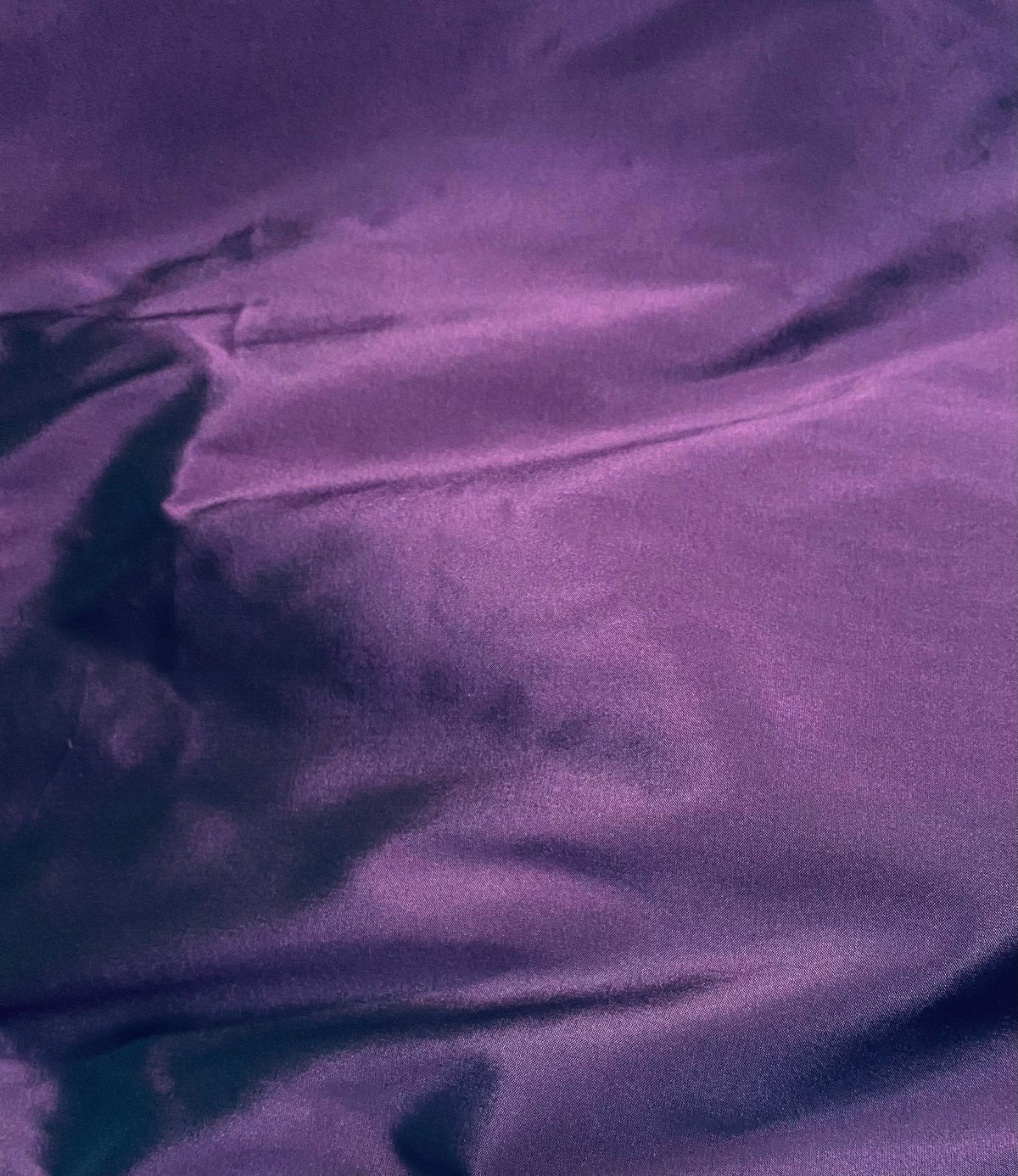 NEW Lady Frank Light Designer “Faux Silk” Taffeta Fabric Made in Italy Purple with Black Iridescence - Fancy Styles Fabric Pierre Frey Lee Jofa Brunschwig & Fils