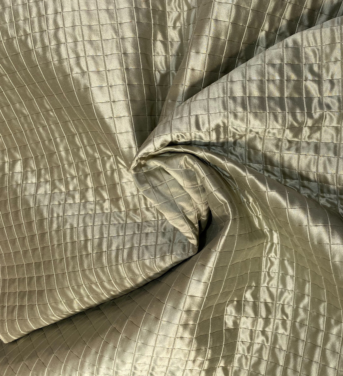 DEAL! Lady Celestine 100% Silk Designer Pistachio Green Quilted Fabric - Fancy Styles Fabric Pierre Frey Lee Jofa Brunschwig & Fils