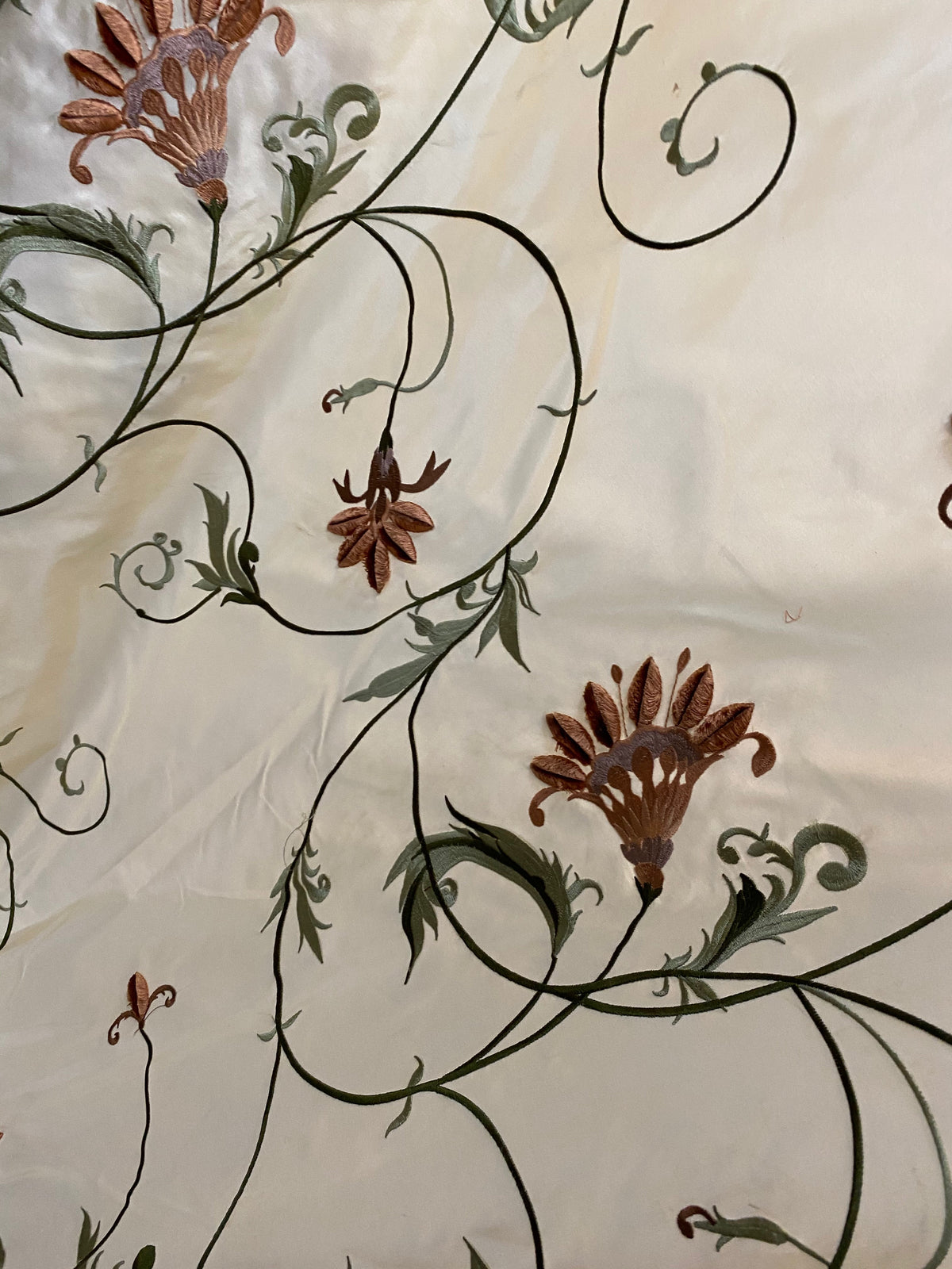 NEW Countess Manon 100% Silk Taffeta in Cream with Floral Embroidered Fabric - Fancy Styles Fabric Pierre Frey Lee Jofa Brunschwig & Fils