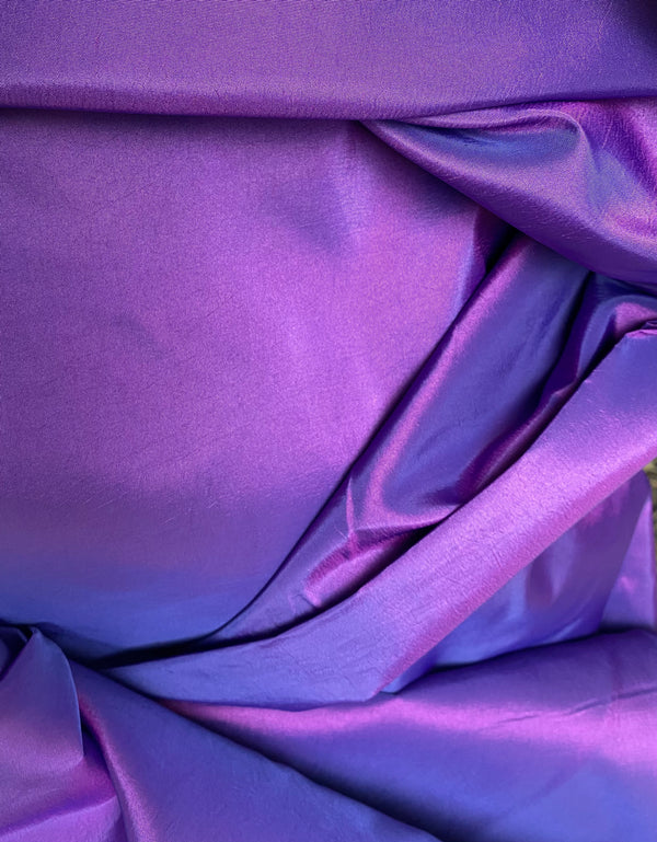 NEW Queen Unn "Faux Silk" Taffeta Solid Magenta with Blue Iridescence - Fancy Styles Fabric Pierre Frey Lee Jofa Brunschwig & Fils