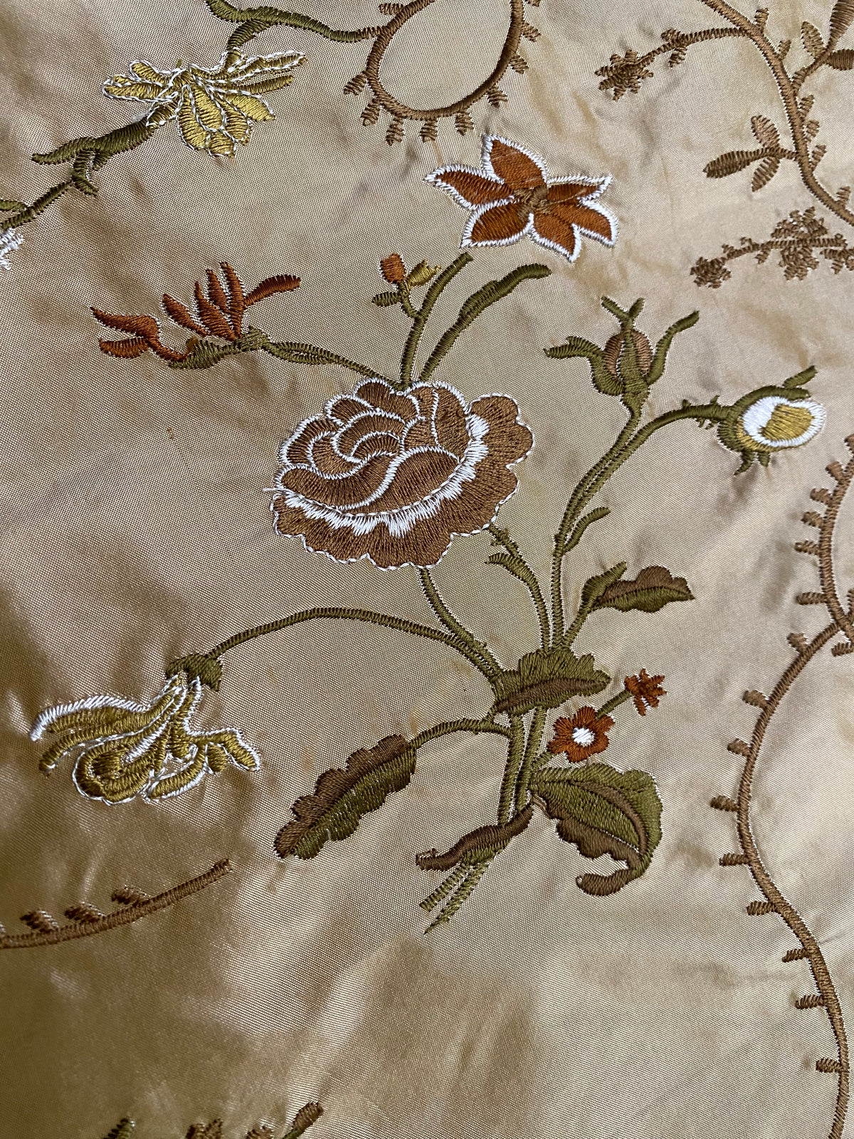 NEW! Queen Dragonia Novelty 100% Silk Dupioni Embroidered Floral Fabric - Gold - Fancy Styles Fabric Pierre Frey Lee Jofa Brunschwig & Fils