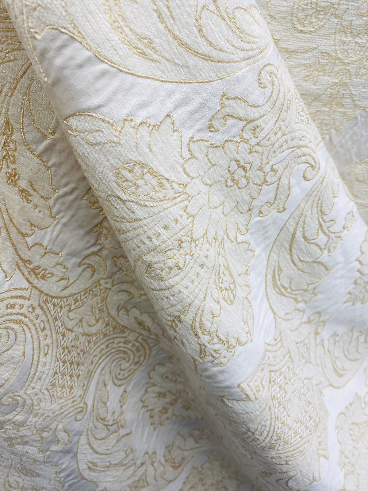 NEW Lady Daniella Designer Medallion Burnout Chenille Velvet Fabric - Brocade- White Cream Gold - Fancy Styles Fabric Pierre Frey Lee Jofa Brunschwig & Fils
