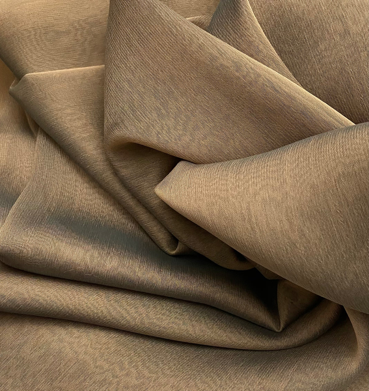 NEW! Duchess Deseray Silk & Poly Chiffon Sheer Fabric - Peach with Blue Iridescence - Fancy Styles Fabric Pierre Frey Lee Jofa Brunschwig & Fils