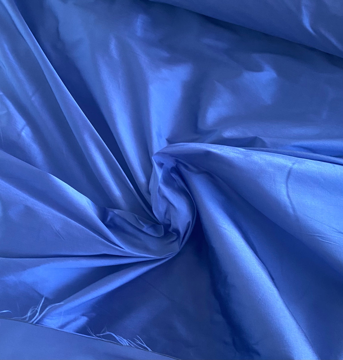 NEW Lady Frank Light Designer “Faux Silk” Taffeta Fabric Made in Italy - Blue Violet - Fancy Styles Fabric Pierre Frey Lee Jofa Brunschwig & Fils