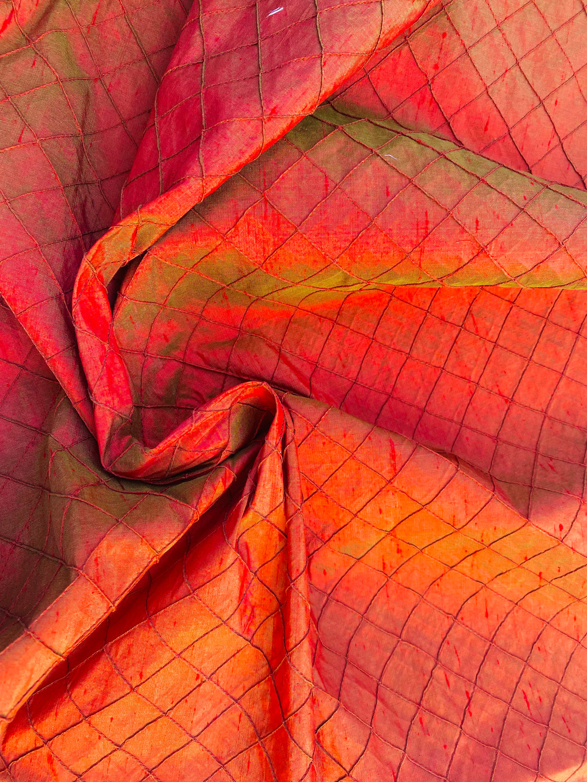 NEW Lady Morgan 100% Silk Dupioni with Pintuck Diamond Motif Fabric in Red with Green Iridescence SB_5_23 - Fancy Styles Fabric Pierre Frey Lee Jofa Brunschwig & Fils