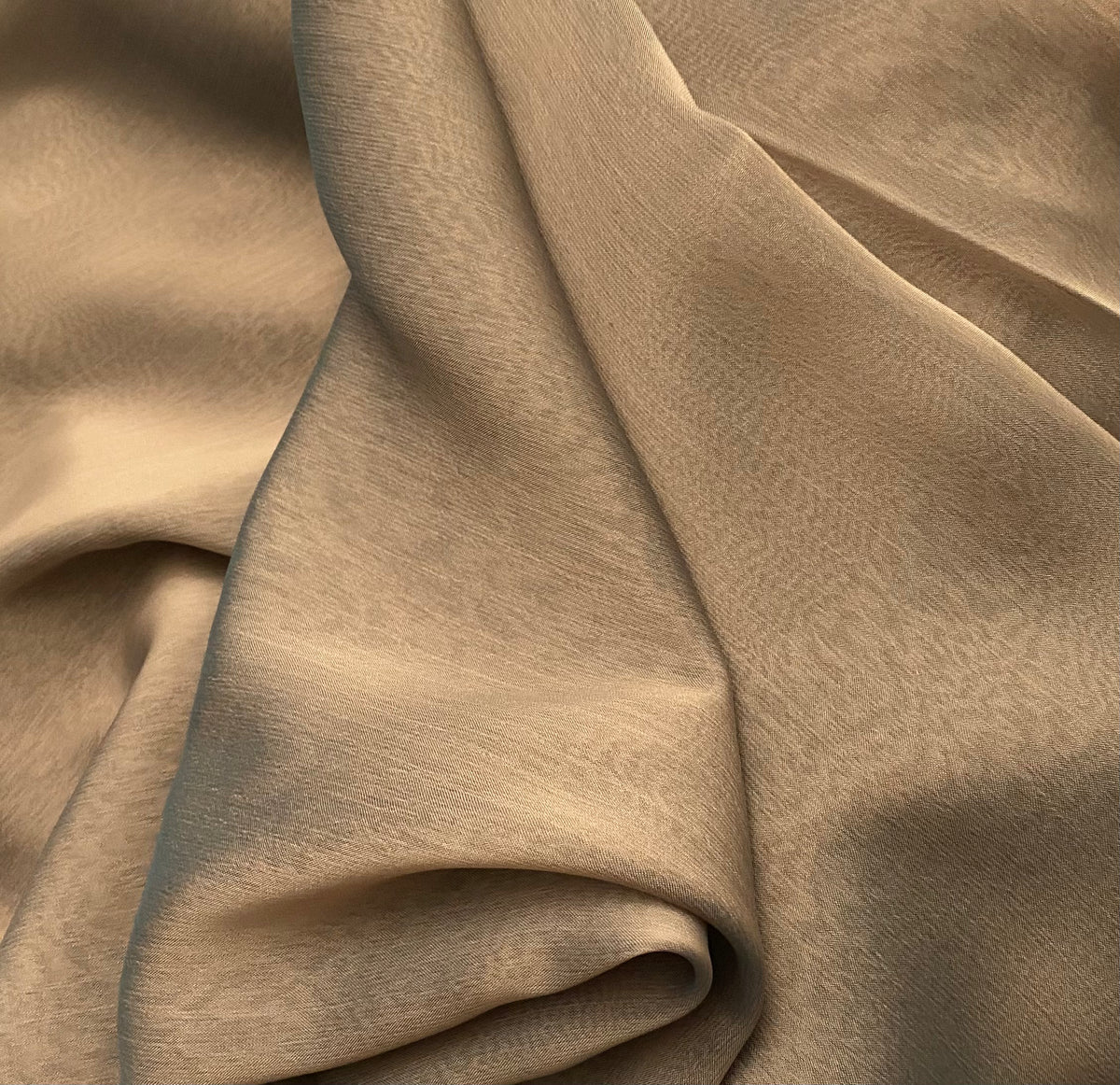 NEW! Duchess Deseray Silk & Poly Chiffon Sheer Fabric - Peach with Blue Iridescence - Fancy Styles Fabric Pierre Frey Lee Jofa Brunschwig & Fils