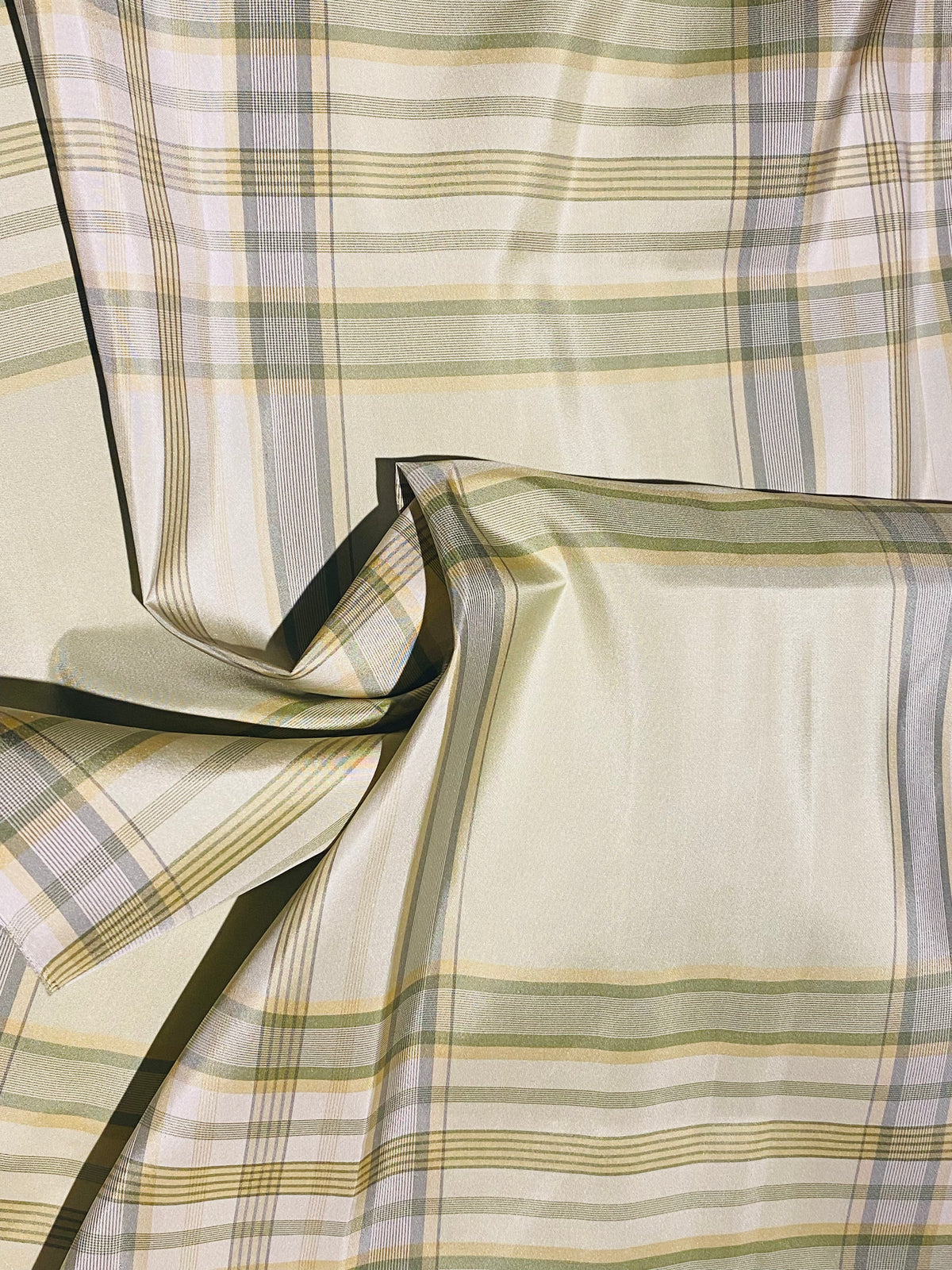 NEW Lady Pippy 100% Silk Taffeta Pistachio Plaid Fabric SB_6_35 - Fancy Styles Fabric Pierre Frey Lee Jofa Brunschwig & Fils