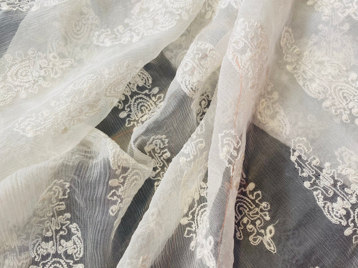 NEW Lady Di Novelty Bridal Couture 100% Silk Crinkle Chiffon Lace Fabric - Fancy Styles Fabric Pierre Frey Lee Jofa Brunschwig & Fils