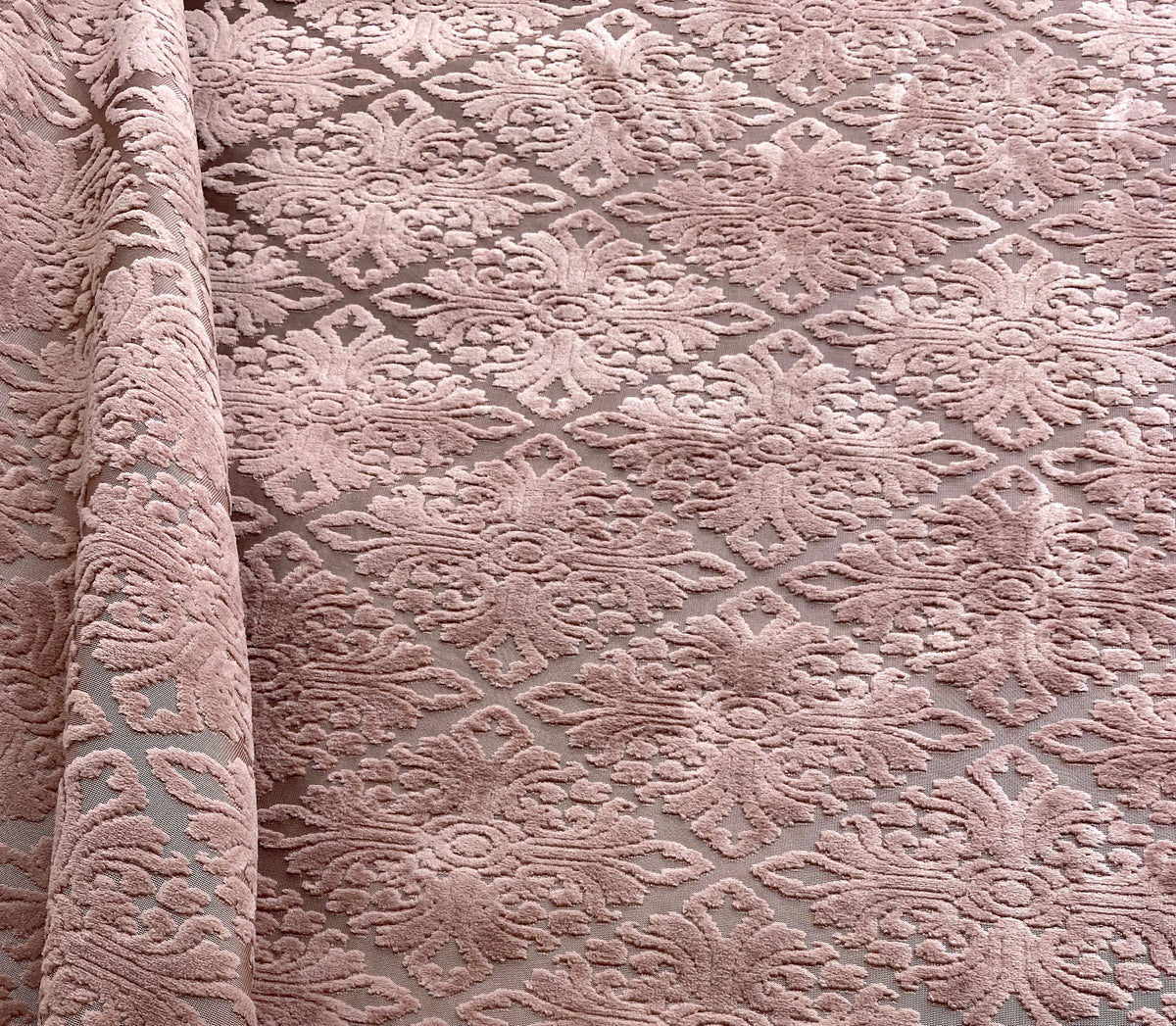 NEW! DEAL! Duchess Dorrington Damask Upholstery Chenille Velvet Fabric In Blush Pink - Fancy Styles Fabric Pierre Frey Lee Jofa Brunschwig & Fils