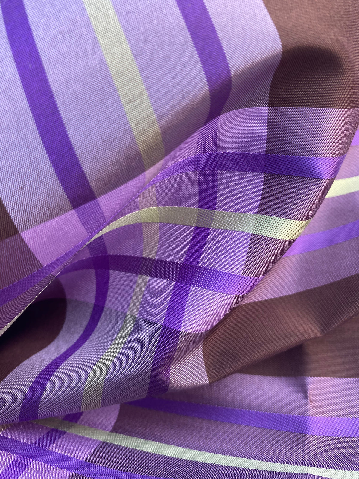 NEW Lady Alexandra 100% Silk Taffeta Brown Purple Plaid Tartan Fabric SB_1_14 - Fancy Styles Fabric Pierre Frey Lee Jofa Brunschwig & Fils