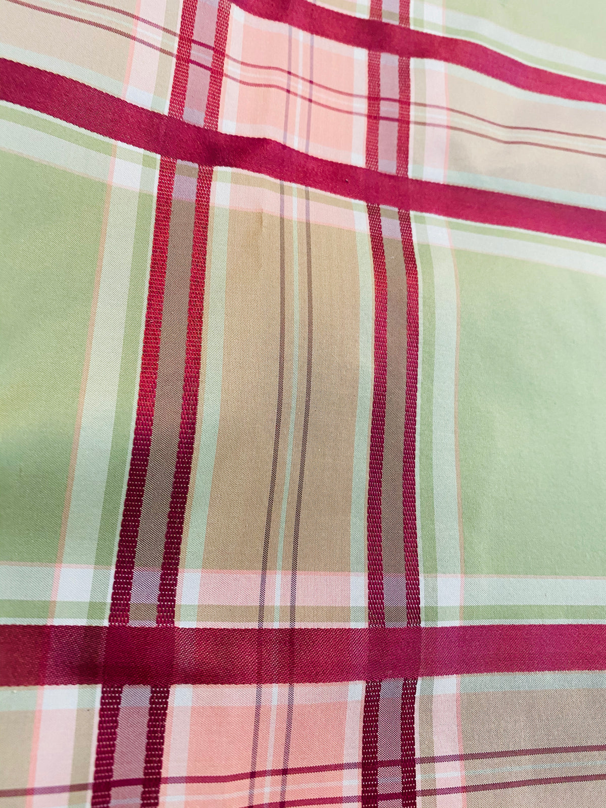 NEW! Duchess Darby 100% Silk Taffeta Plaid Tartan Ribbon Fabric Burgundy, Pink and Green - Fancy Styles Fabric Pierre Frey Lee Jofa Brunschwig & Fils