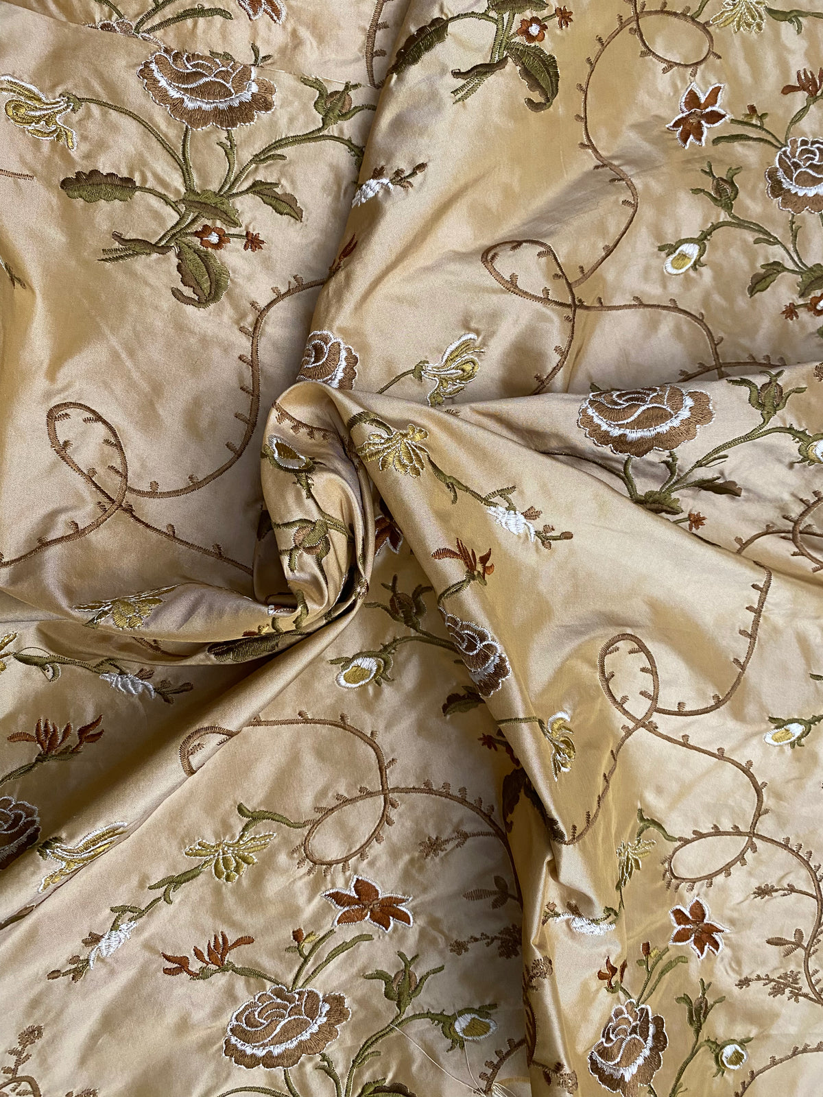 NEW! Queen Dragonia Novelty 100% Silk Dupioni Embroidered Floral Fabric - Gold - Fancy Styles Fabric Pierre Frey Lee Jofa Brunschwig & Fils