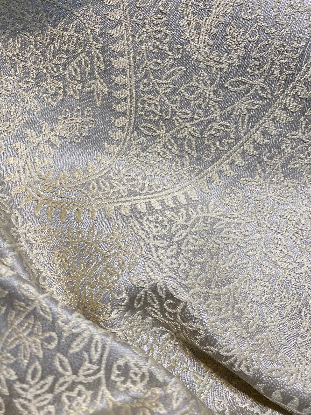 NEW Queen Marley Satin Paisley Jacquard Fabric- Upholstery & Drapery- Grey - Fancy Styles Fabric Pierre Frey Lee Jofa Brunschwig & Fils