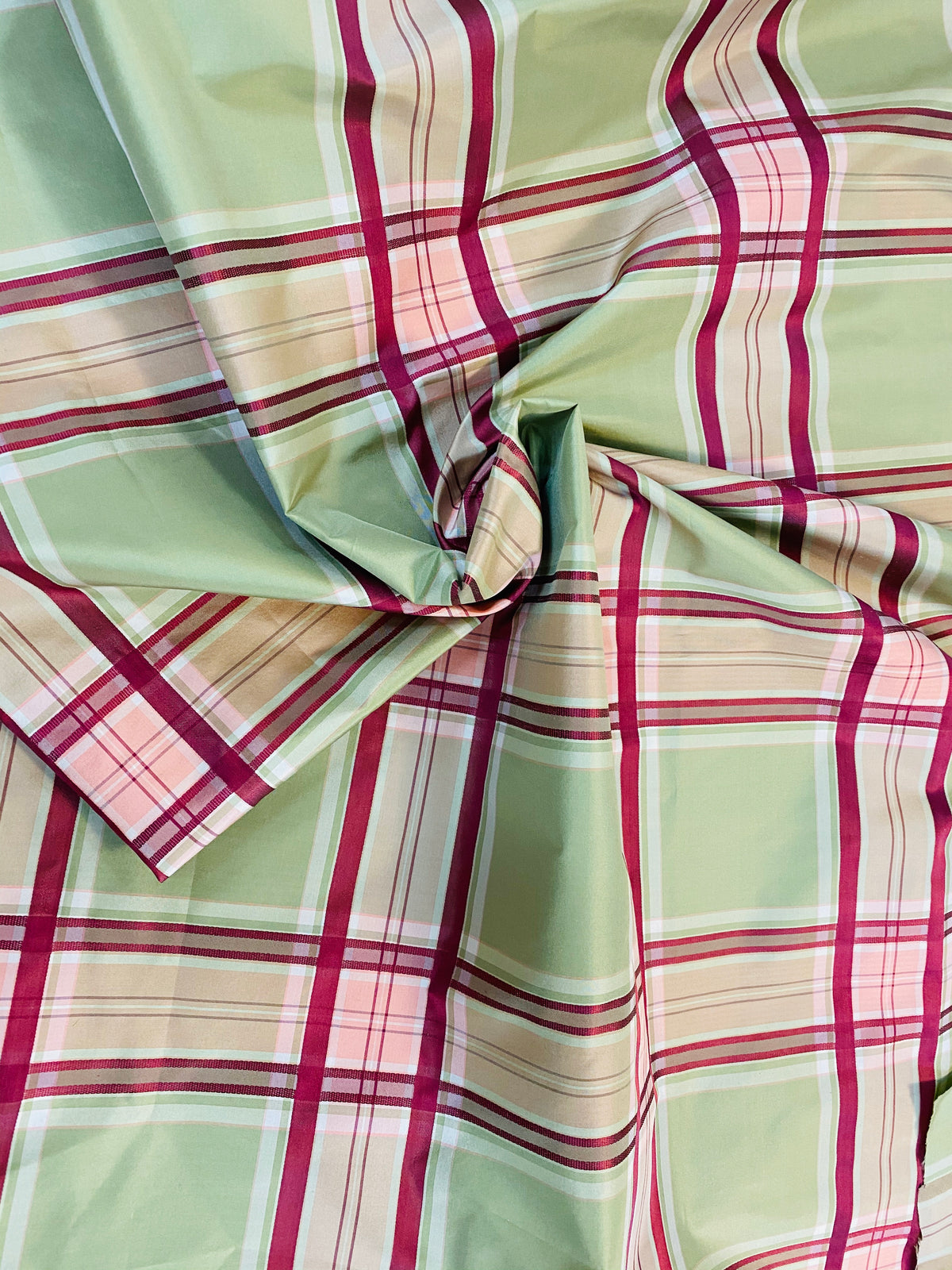 NEW! Duchess Darby 100% Silk Taffeta Plaid Tartan Ribbon Fabric Burgundy, Pink and Green - Fancy Styles Fabric Pierre Frey Lee Jofa Brunschwig & Fils