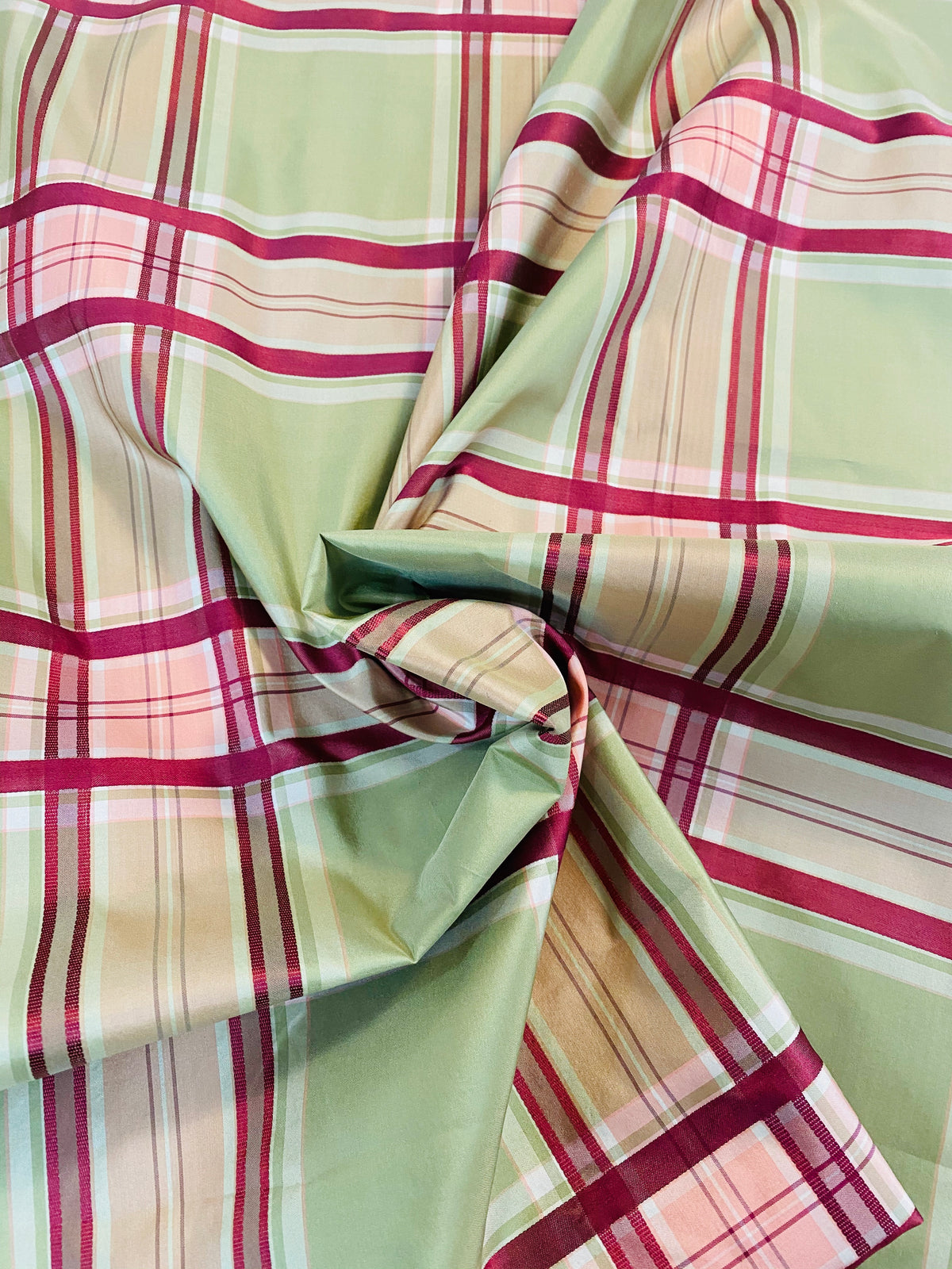 NEW! Duchess Darby 100% Silk Taffeta Plaid Tartan Ribbon Fabric Burgundy, Pink and Green - Fancy Styles Fabric Pierre Frey Lee Jofa Brunschwig & Fils