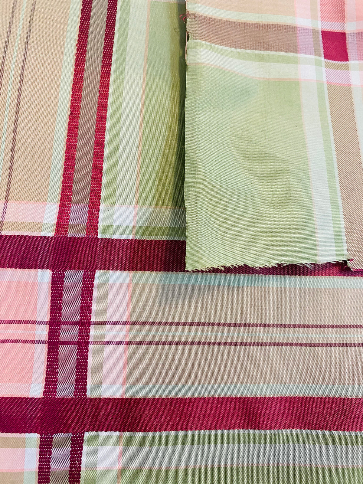 NEW! Duchess Darby 100% Silk Taffeta Plaid Tartan Ribbon Fabric Burgundy, Pink and Green - Fancy Styles Fabric Pierre Frey Lee Jofa Brunschwig & Fils