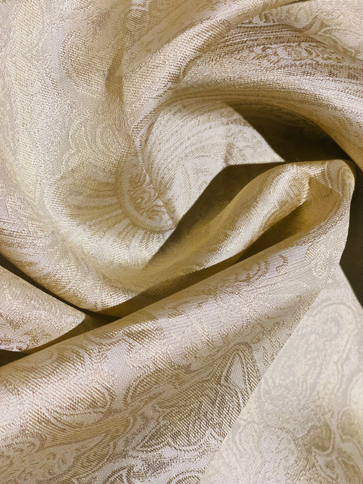NEW Queen Lita 100% Silk Jacquard Lightweight Paisley Fabric - Gold- SB_8_2 - Fancy Styles Fabric Pierre Frey Lee Jofa Brunschwig & Fils