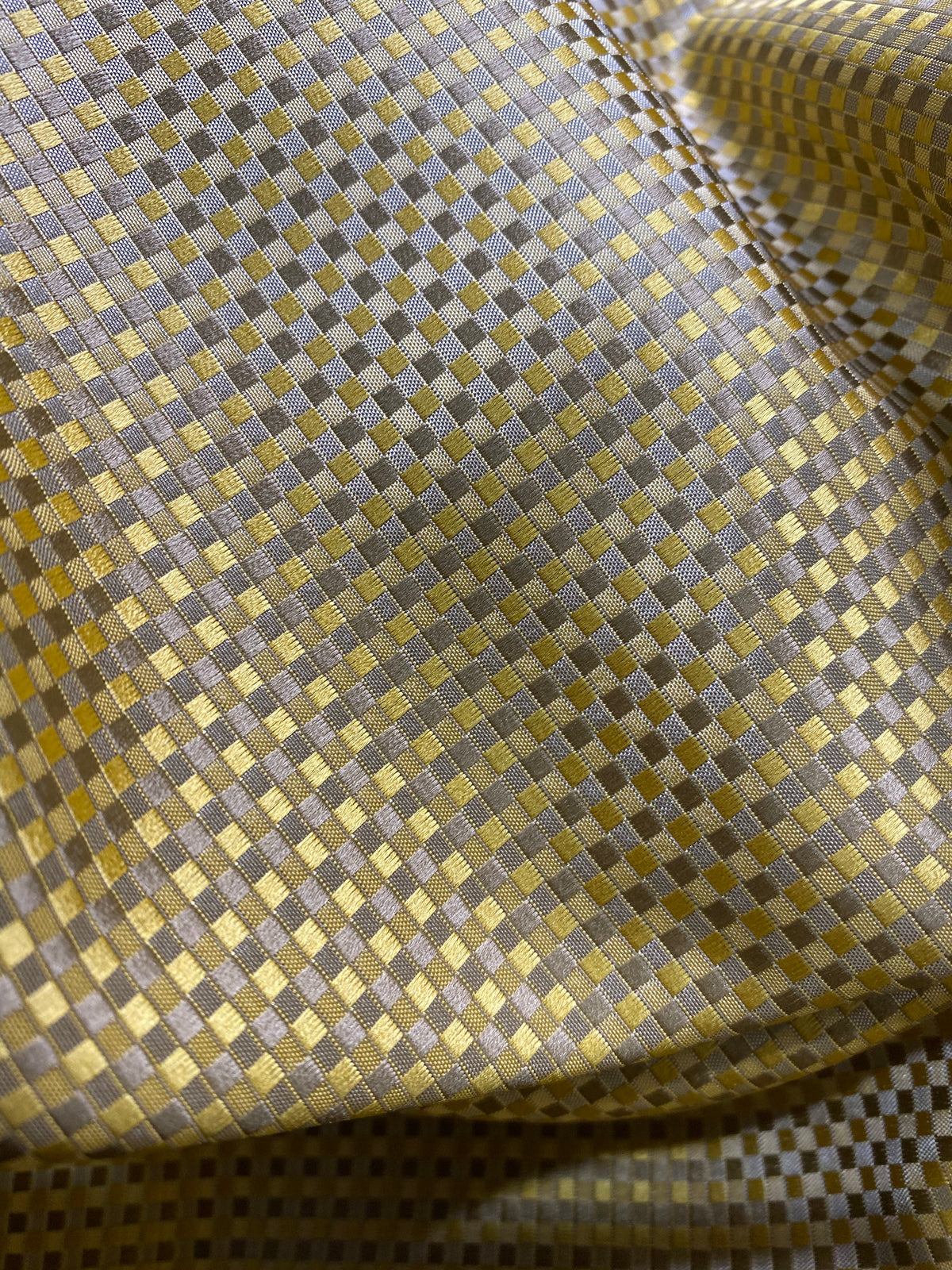 NEW Queen Alyssa 100% Silk Taffeta Basketweave Motif Fabric - Yellow - Fancy Styles Fabric Pierre Frey Lee Jofa Brunschwig & Fils